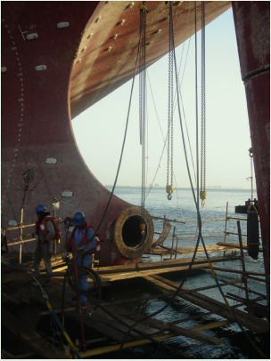 造船廠發(fā)動機與齒輪箱安裝、測量及定期維護方法